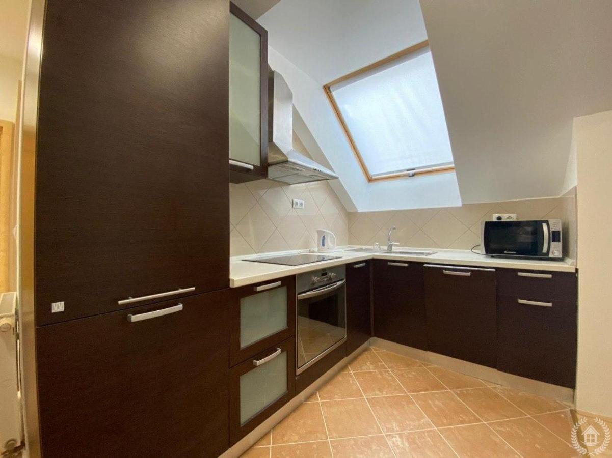 Downtown Gozsdu Vibe Apartments บูดาเปสต์ ภายนอก รูปภาพ
